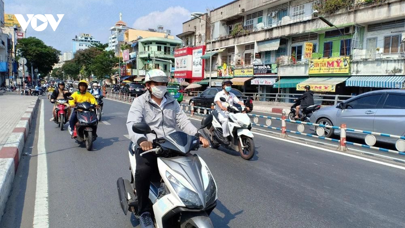 Northern Vietnam clears up while southern region faces heatwaves
